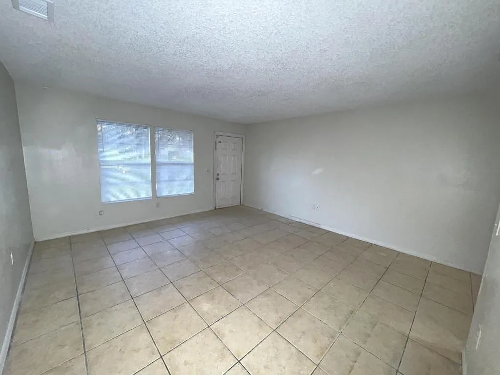 1087 Old South Lakeland, FL 33811 — Photo 3