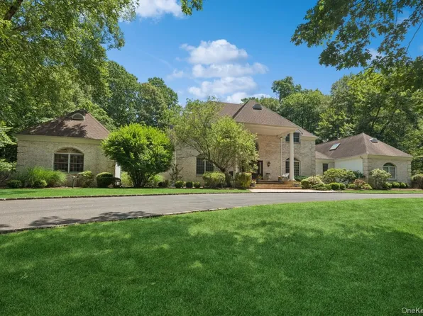 9 Swan Place, Nissequogue, NY 11780