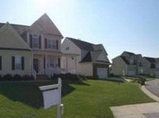 2034 Trefoil Ln, Fuquay Varina, NC 27526