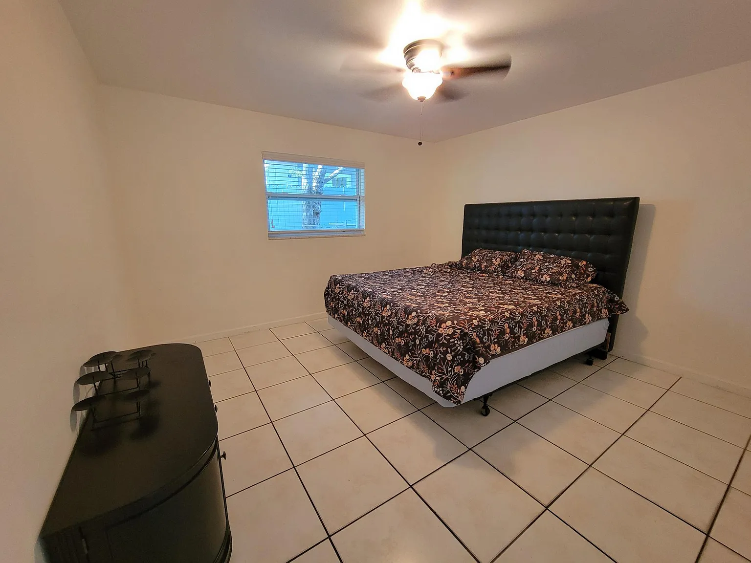2 bed, 965 sqft, $1,700 — Photo 2