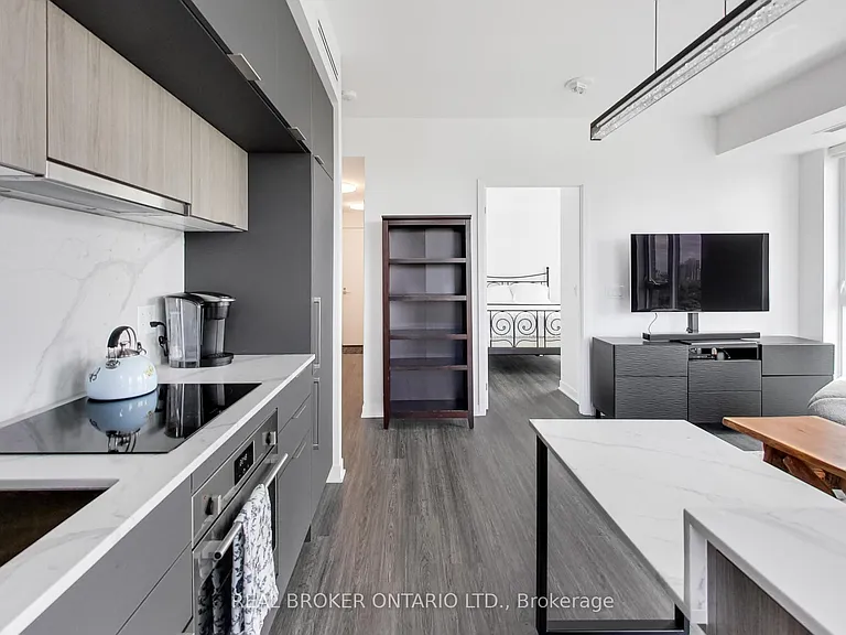 185 Alberta Ave #1207 — Photo 6
