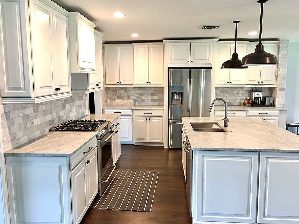 1st image of 101 Lake Link Cir SE