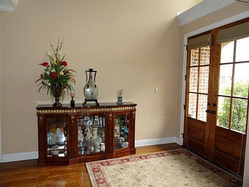 3rd image of 1048 Smoky Oaks Ln
