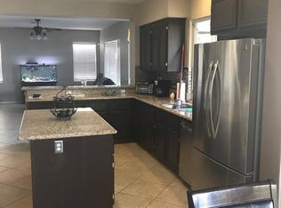 568 Peregrine Ln, San Jacinto, CA 92582