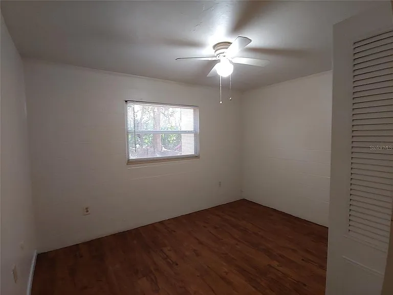 208 NE 7th Pl #A — Photo 16