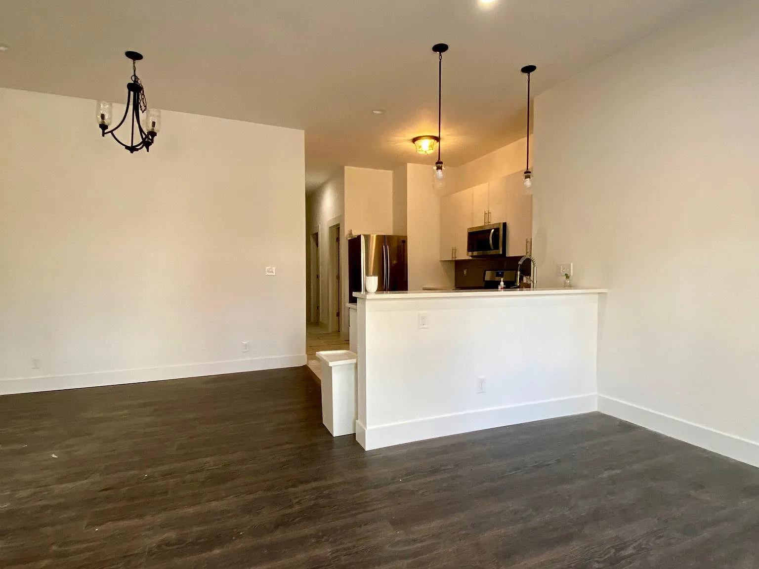 1120 Sidney St — Photo 4