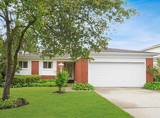 33726 Dyar Ct, Sterling Heights, MI 48310