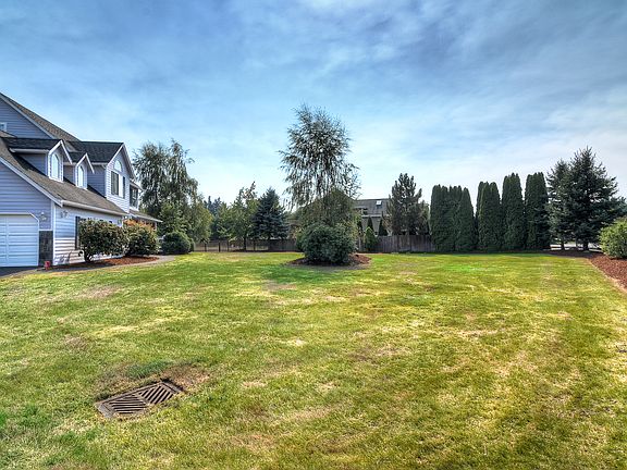 5th image of 14018 229th Street Ct E
