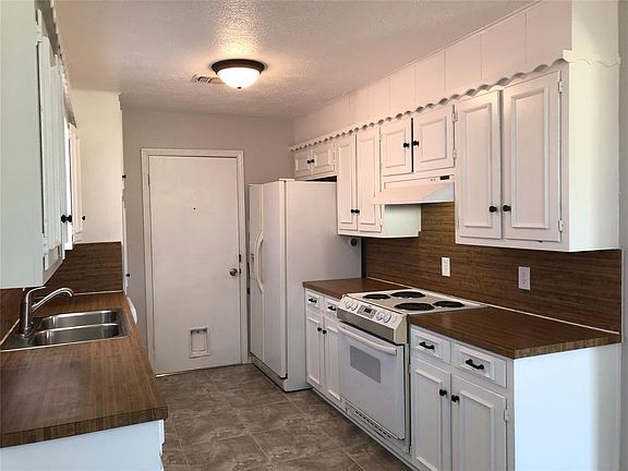 5th image of 4336 Aspen Way