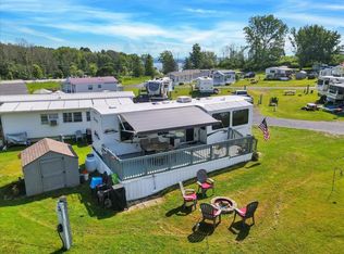 3 Driftwood Ln, South Hero, VT 05486