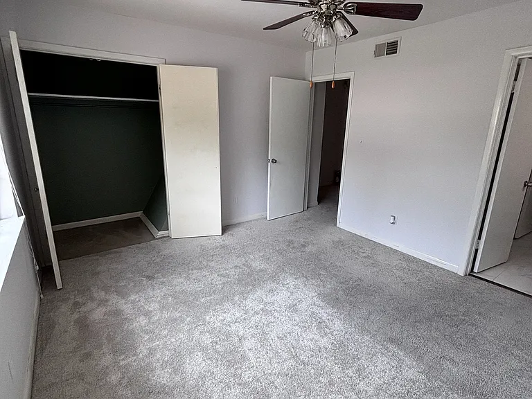 2643 Southbury Cir — Photo 13