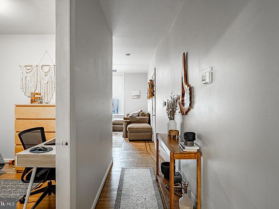 3rd image of 314 Walnut St APT 1