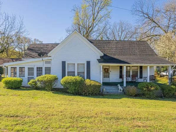 182 E South Ave, Comer, GA 30629