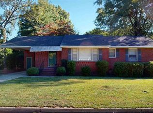 305 Cannon Dr, Hartsville, SC 29550