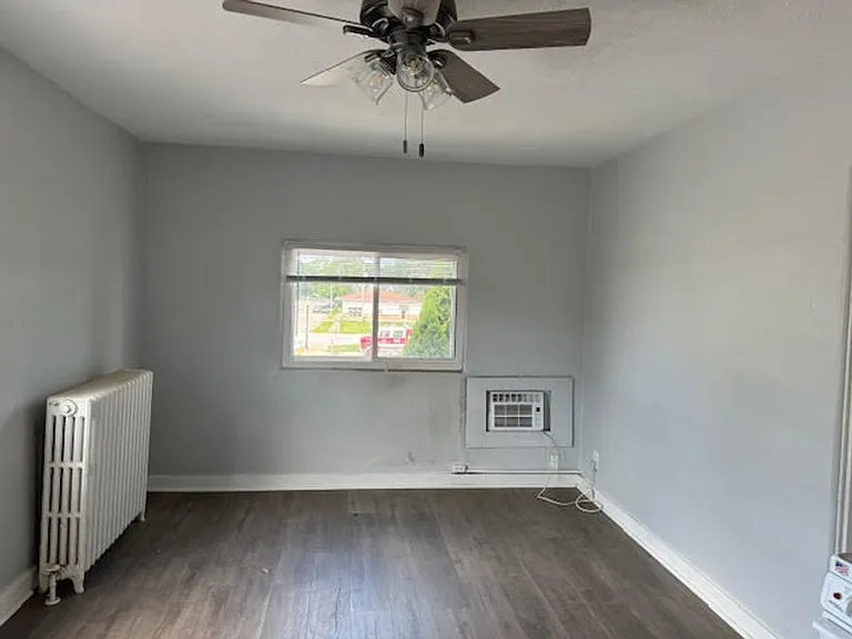 102 N Main Ave — Photo 6