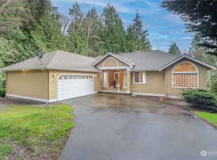 82 Goldfinch Ln, Port Ludlow, WA