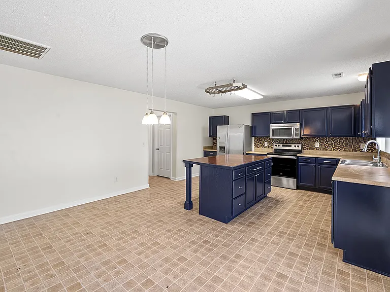 6571 Guard Hill Dr — Photo 21