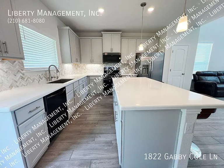 1822 Gabby Cole Ln — Photo 18