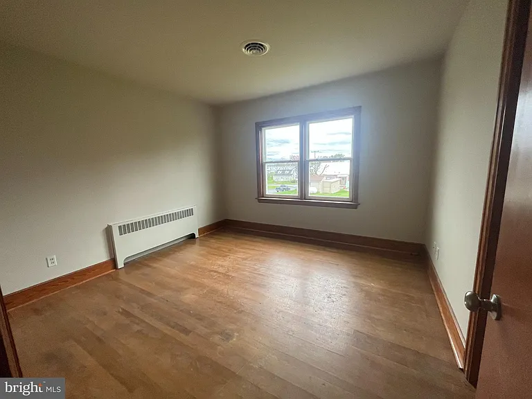 300 Harrison Ave — Photo 8