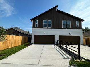 10226 Tangiers Rd #A & B, Houston, TX 77041