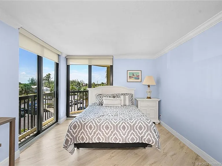 9550 S Ocean Dr #310 — Photo 26