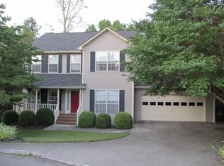 2004 Wildberry Ct, Knoxville, TN 37932