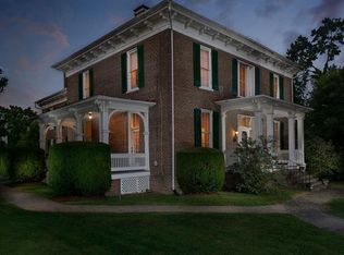 144 W Spring St, Woodstock, VA 22664