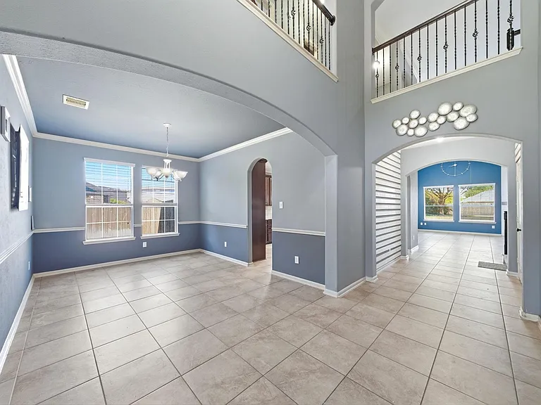 6302 Pepper Hollow Ln — Photo 10