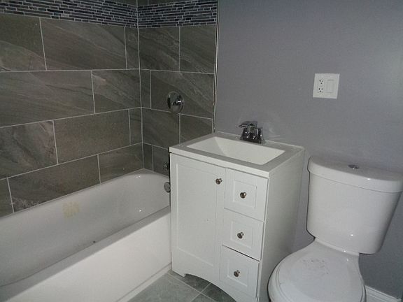 5th image of 8227 S Dorchester Ave