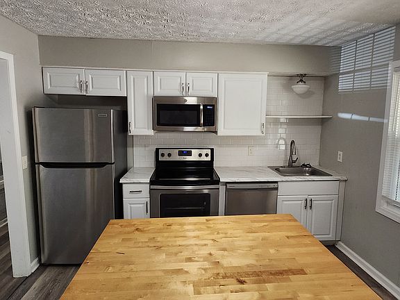 5th image of 4637 Rowland Ave