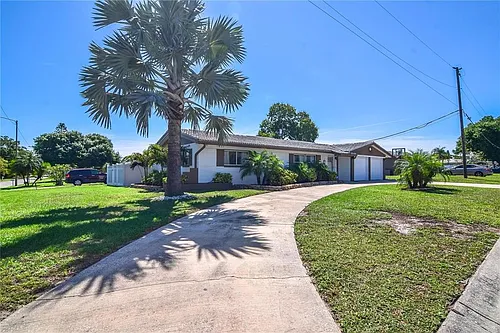 8199 115th St Photo 1
