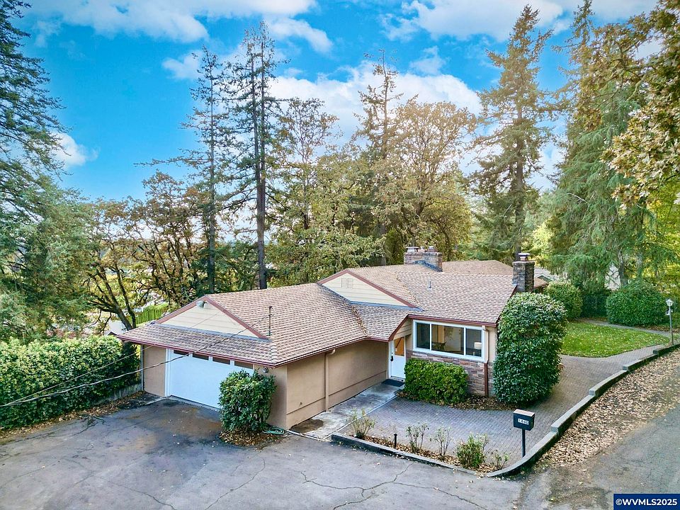 1st image of 1440 Laurel Heights Dr NW