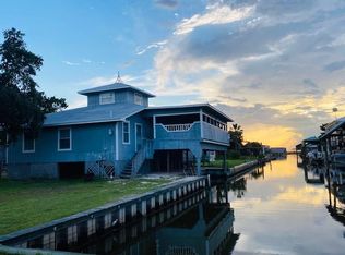 102 8th Ave W, Horseshoe Beach, FL 32648