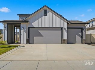 5934 W Parachute Dr, Meridian, ID 83646