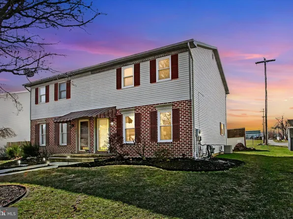 863 McAllister St, Hanover, PA 17331