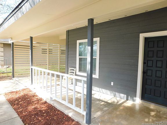3rd image of 6023 Lark Valley Dr