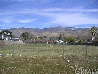 2nd image of 1490 E Lynwood Dr