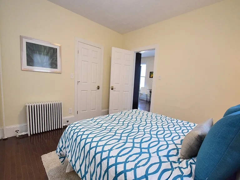 56-60 Woodlawn St #3 — Photo 9
