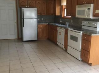 4014 Pond View Dr, South Abington Township, PA 18411