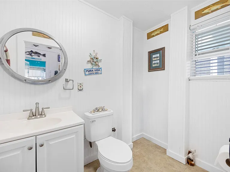 1114 Tiki Dr — Photo 29