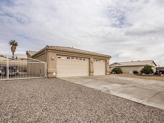 2nd image of 560 Pueblo Dr