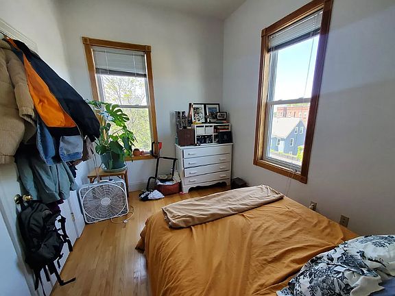 5th image of 189 Columbia St #304