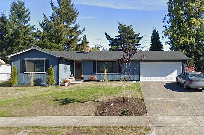 1st image of 2831 Claremont Dr