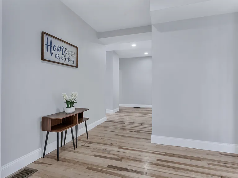 73 Walnut St — Photo 12
