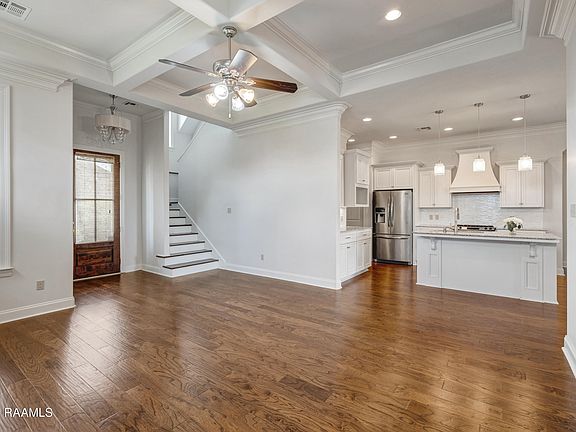 5th image of 100 Golden Cypress Dr