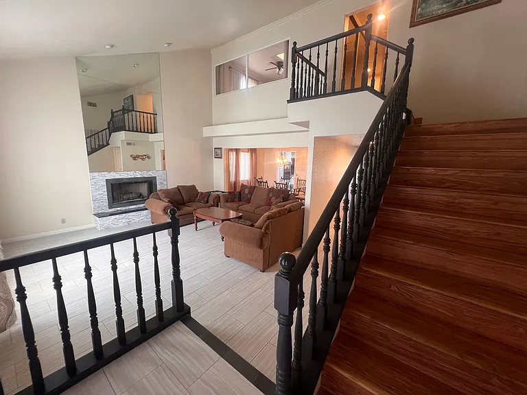28120 Avenida Maravilla — Photo 16