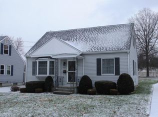 567 Pauline Ave, Akron, OH 44312