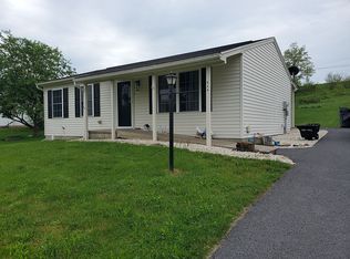 214 Ginger Ln, Mifflintown, PA 17059