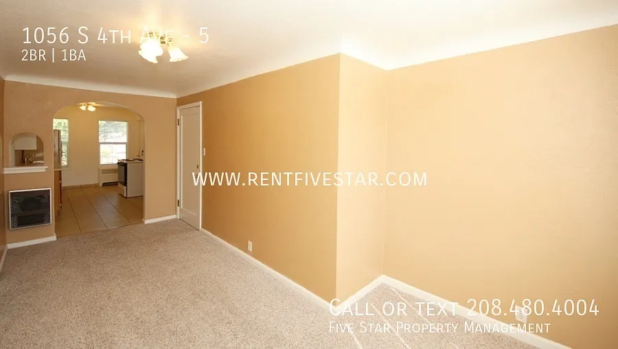 Charming 2 Bedroom Apartment Just Minutes from ISU! — Photo 2