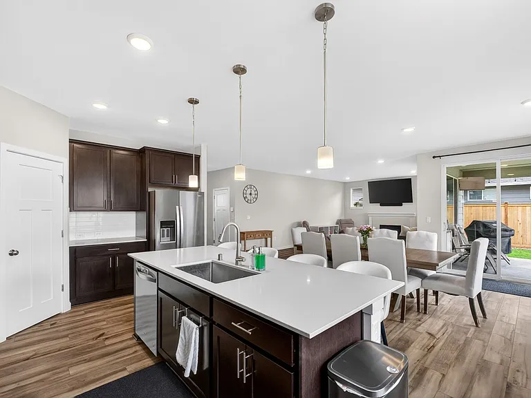 13415 183rd St E — Photo 15